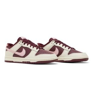 Nike Dunk Low Premium Valentine's Day Sneakers